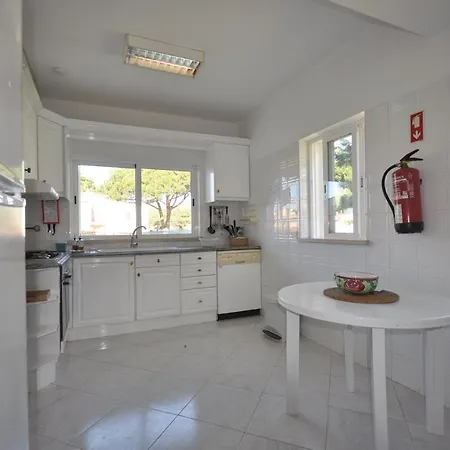 Charming Villa, Private Pool, Walking Distance To Centre, Free Ac Wifi Villa