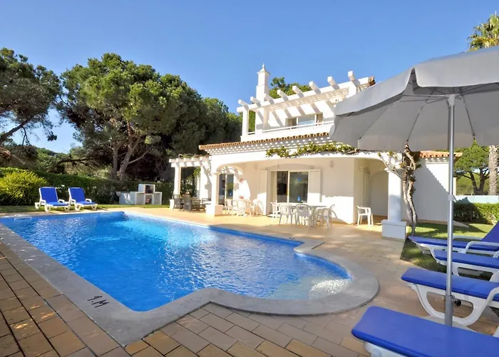 Charming Villa, Private Pool, Walking Distance To Centre, Free Ac Wifi * Quarteira