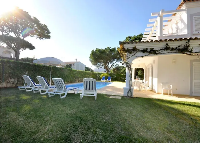Charming Villa, Private Pool, Walking Distance To Centre, Free Ac Wifi * Quarteira