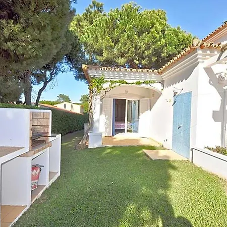 Charming Villa, Private Pool, Walking Distance To Centre, Free Ac Wifi Quarteira