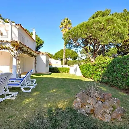 Charming Villa, Private Pool, Walking Distance To Centre, Free Ac Wifi Quarteira