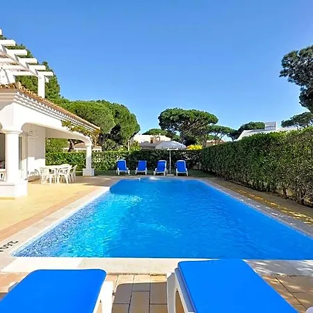 Charming Villa, Private Pool, Walking Distance To Centre, Free Ac Wifi Βίλα Quarteira