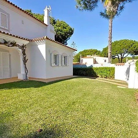 Charming Villa, Private Pool, Walking Distance To Centre, Free Ac Wifi Βίλα Quarteira