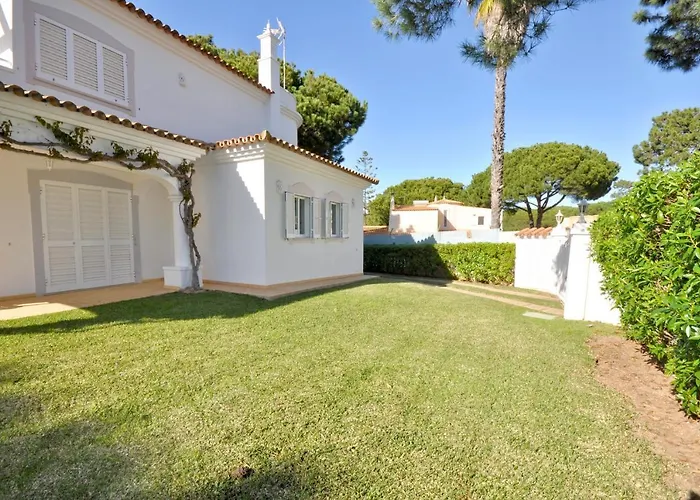 Charming Villa, Private Pool, Walking Distance To Centre, Free Ac Wifi Quarteira