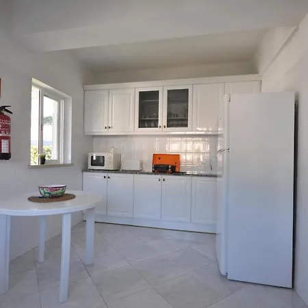 Charming Villa, Private Pool, Walking Distance To Centre, Free Ac Wifi * Quarteira