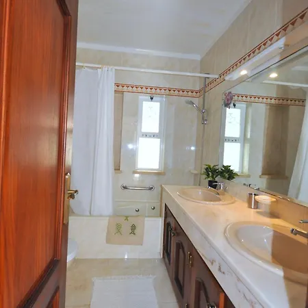 Charming Villa, Private Pool, Walking Distance To Centre, Free Ac Wifi